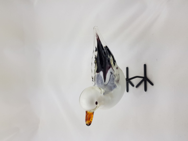 Glas Möwe auf Metellfüssen