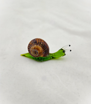Glasschnecke im Schneckenhaus